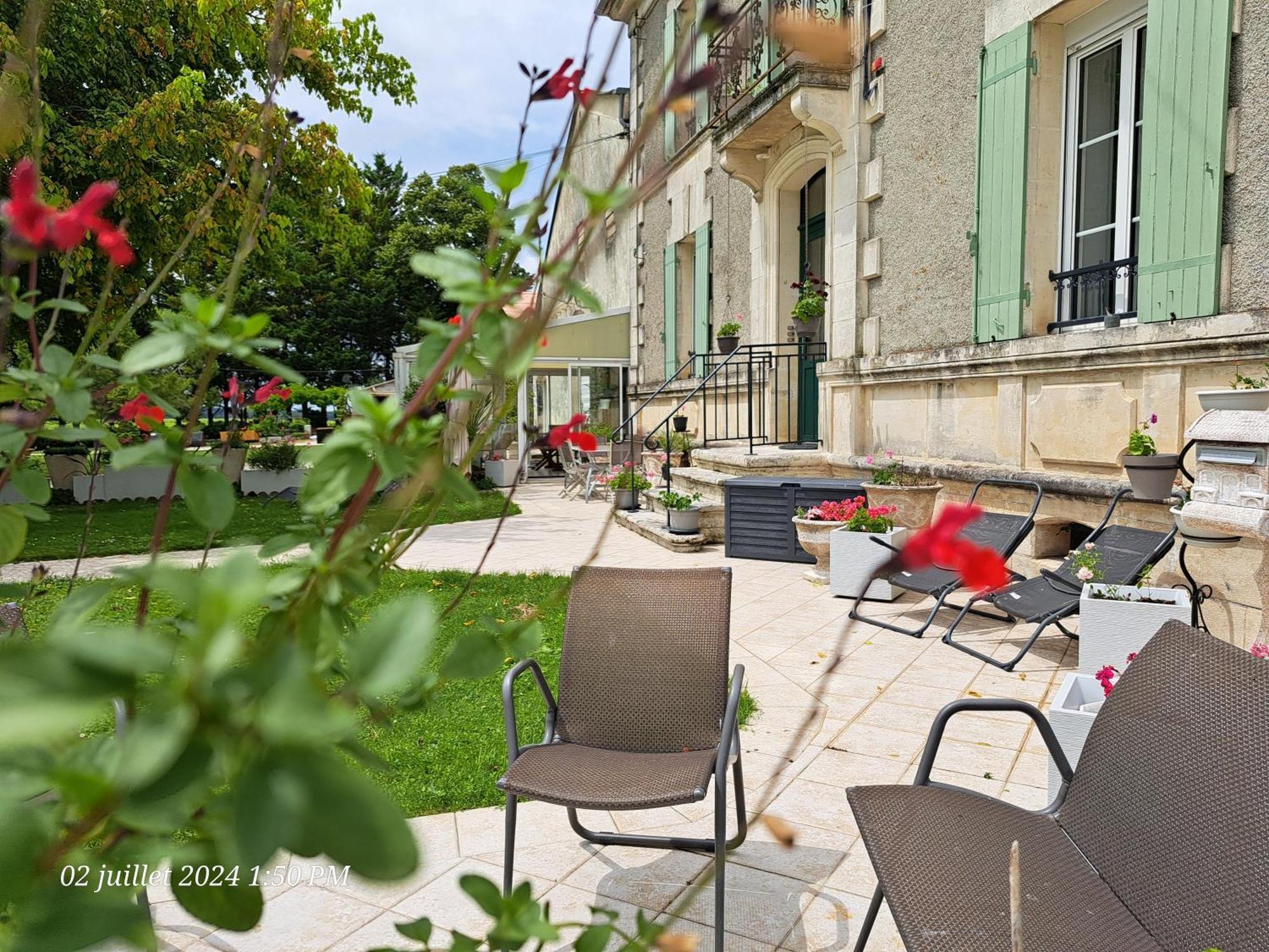 Apartamento La Metairie Au Milieu Des Vignes Réaux Exterior foto