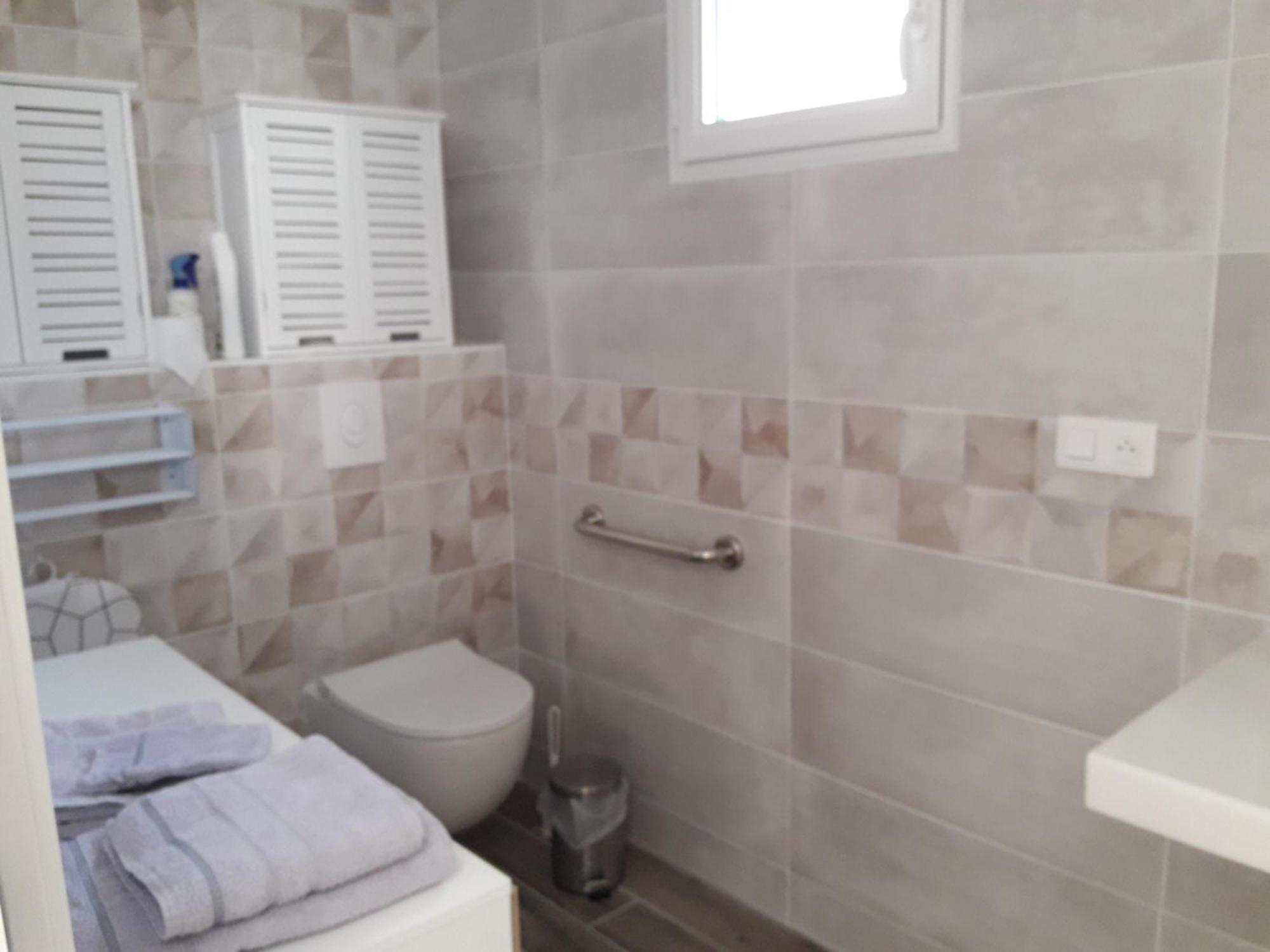 Apartamento La Metairie Au Milieu Des Vignes Réaux Exterior foto